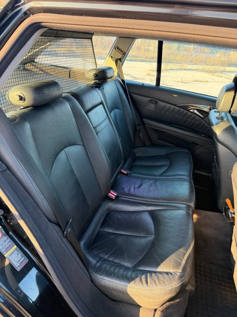 Mercedes-Benz E 320, снимка 7 - Автомобили и джипове - 53145690