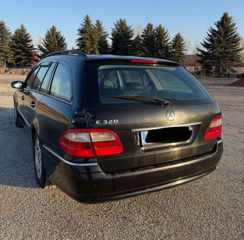 Mercedes-Benz E 320, снимка 5 - Автомобили и джипове - 53145690