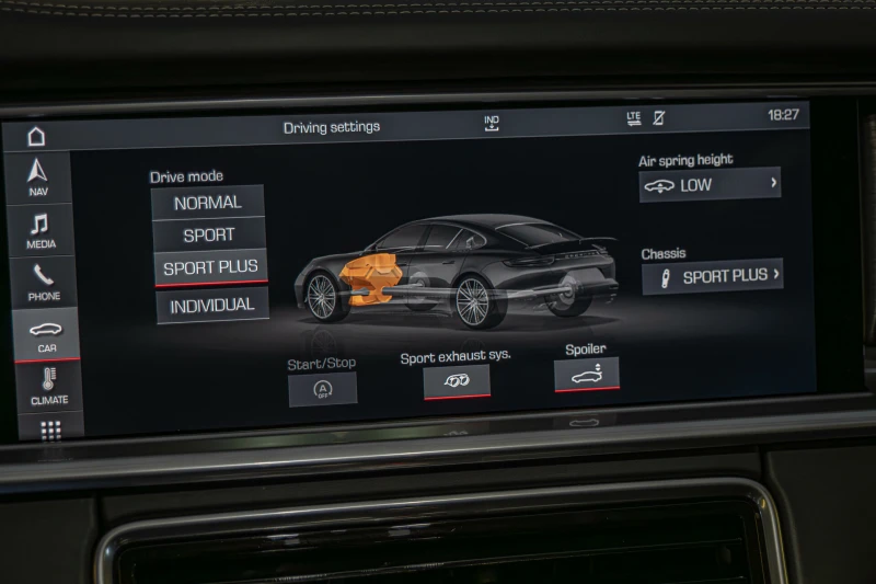 Porsche Panamera GTS/4.0 V8/HuD/PDLS+ /Bose/Панорама/Алкантар/Chron, снимка 13 - Автомобили и джипове - 53564815