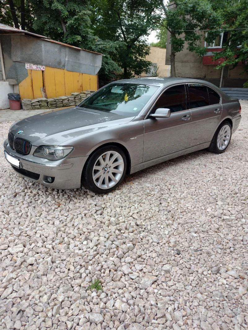 BMW 740, снимка 5 - Автомобили и джипове - 49470841