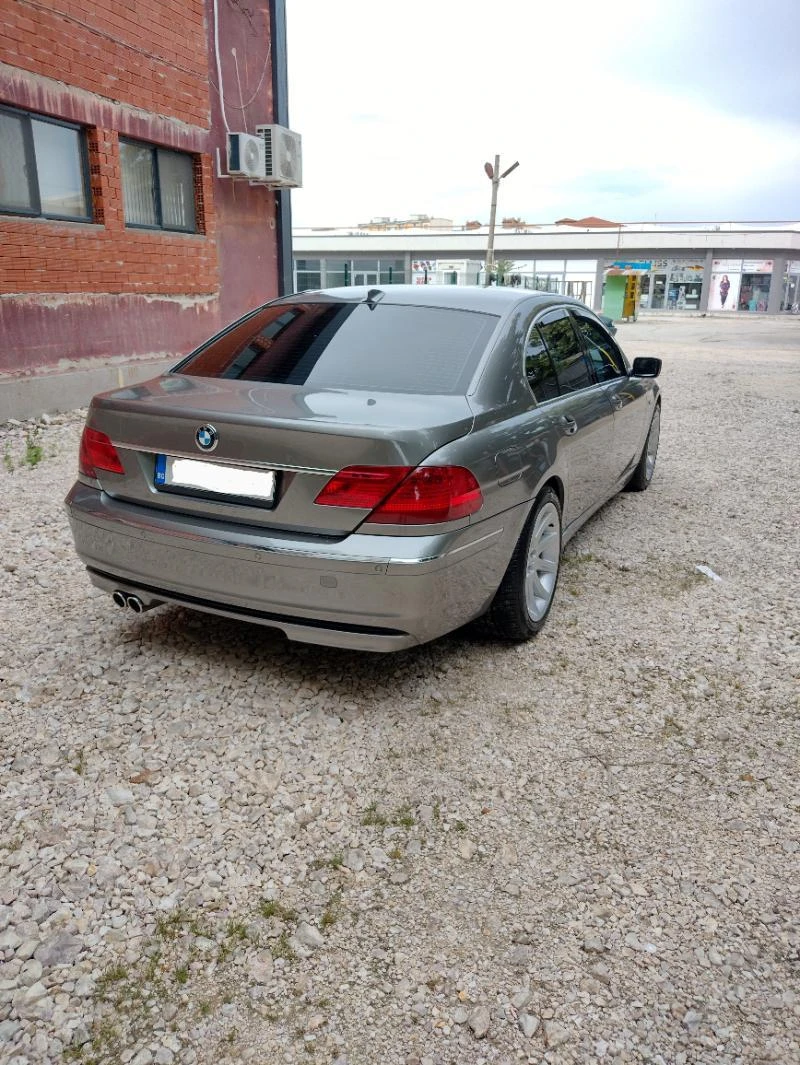 BMW 740, снимка 2 - Автомобили и джипове - 49470841