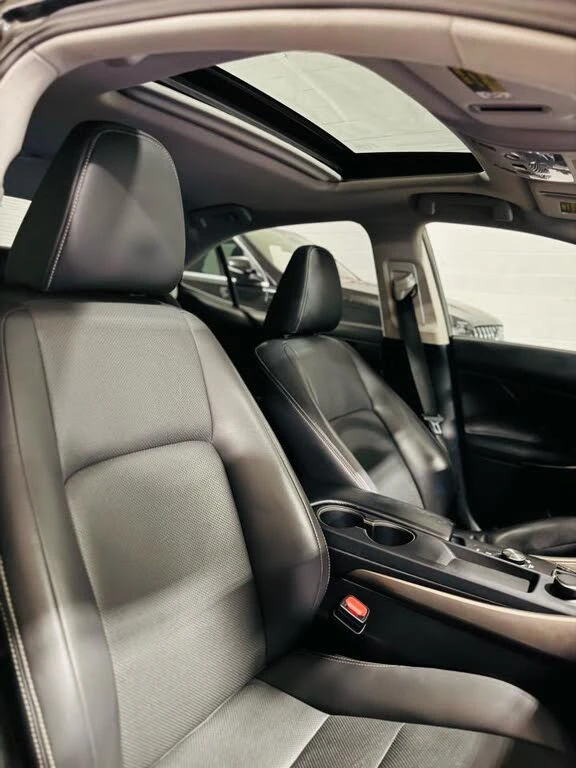 Lexus IS 300 *  *    * CARFAX *  | Mobile.bg   13