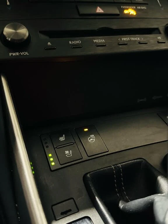 Lexus IS 300 *  *    * CARFAX *  | Mobile.bg   12