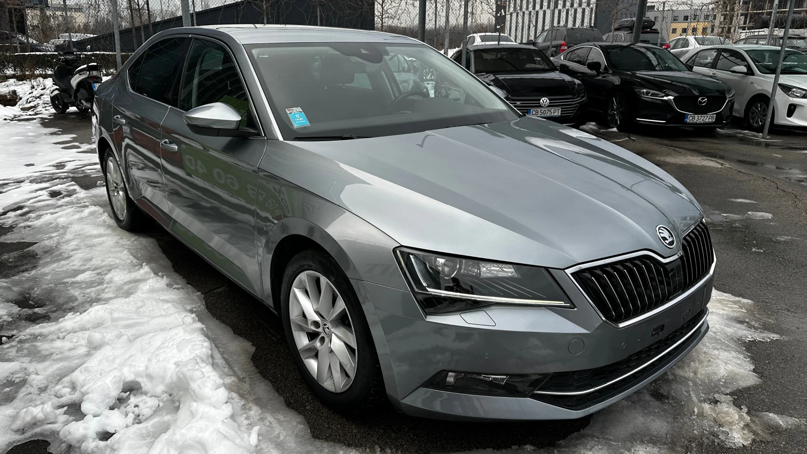 Skoda Superb 2.0 TDI Automatic - изображение 2