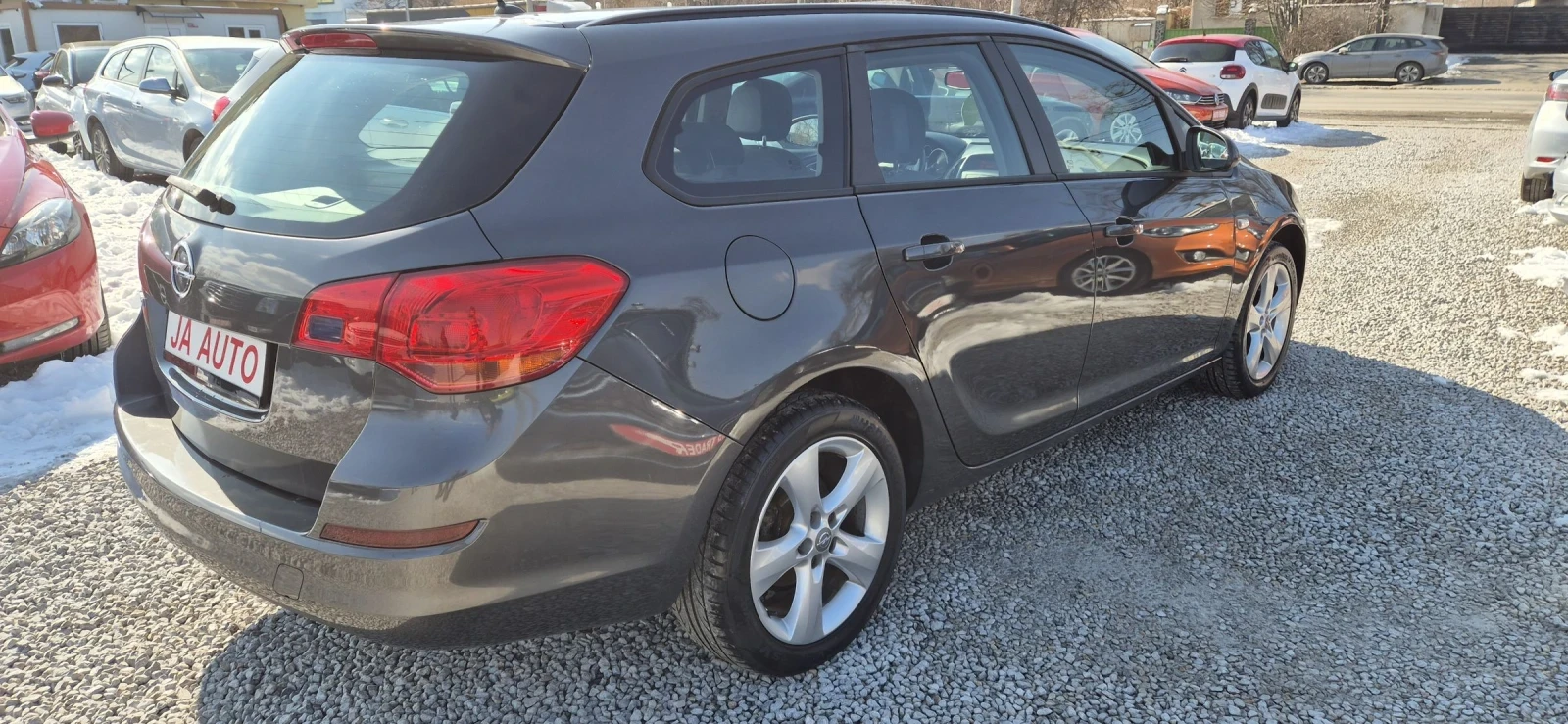 Opel Astra 1.6-115кс. КЛИМА - изображение 5