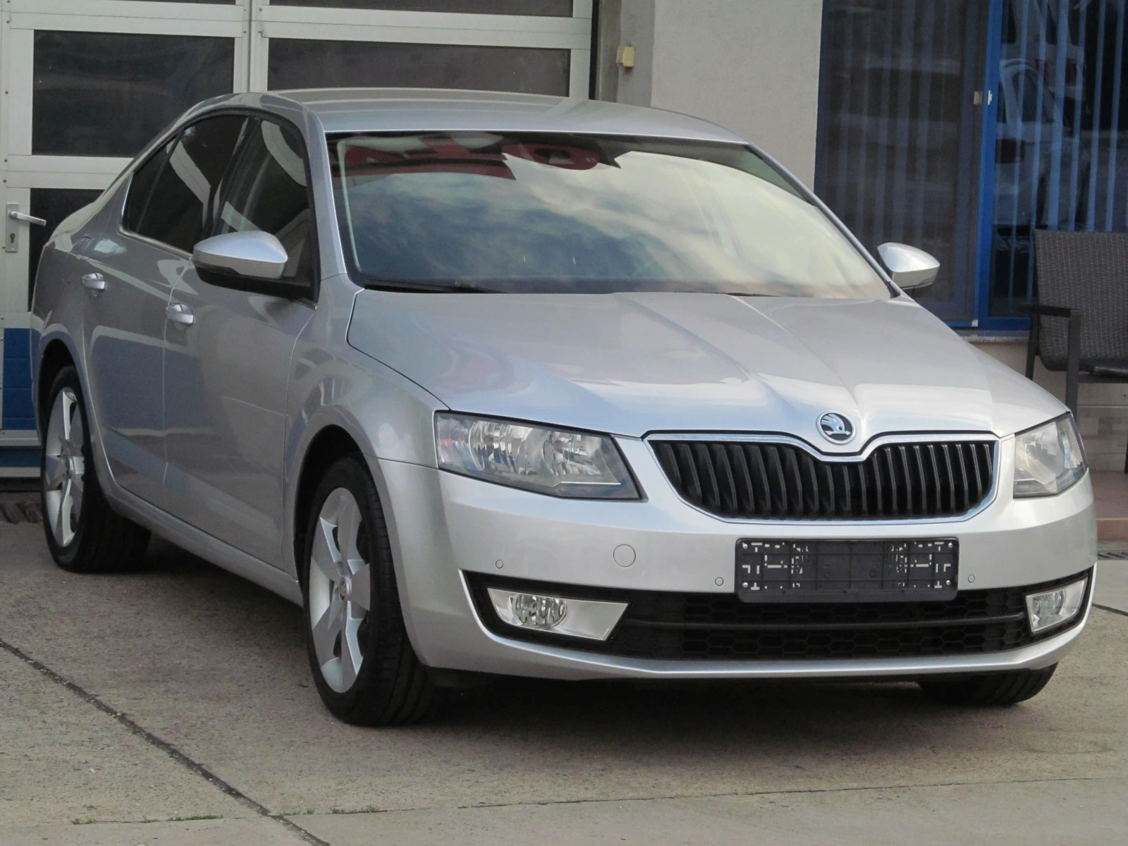 Skoda Octavia TDI/ELEGANCE/EURO5B - изображение 3