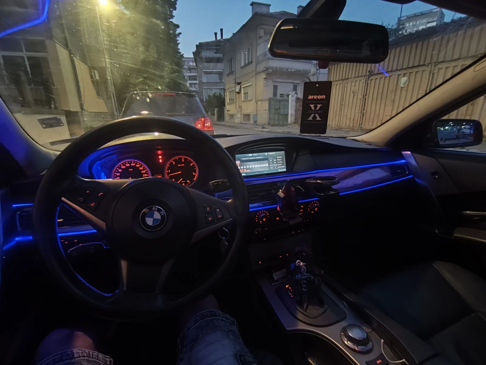 BMW 525  - изображение 2
