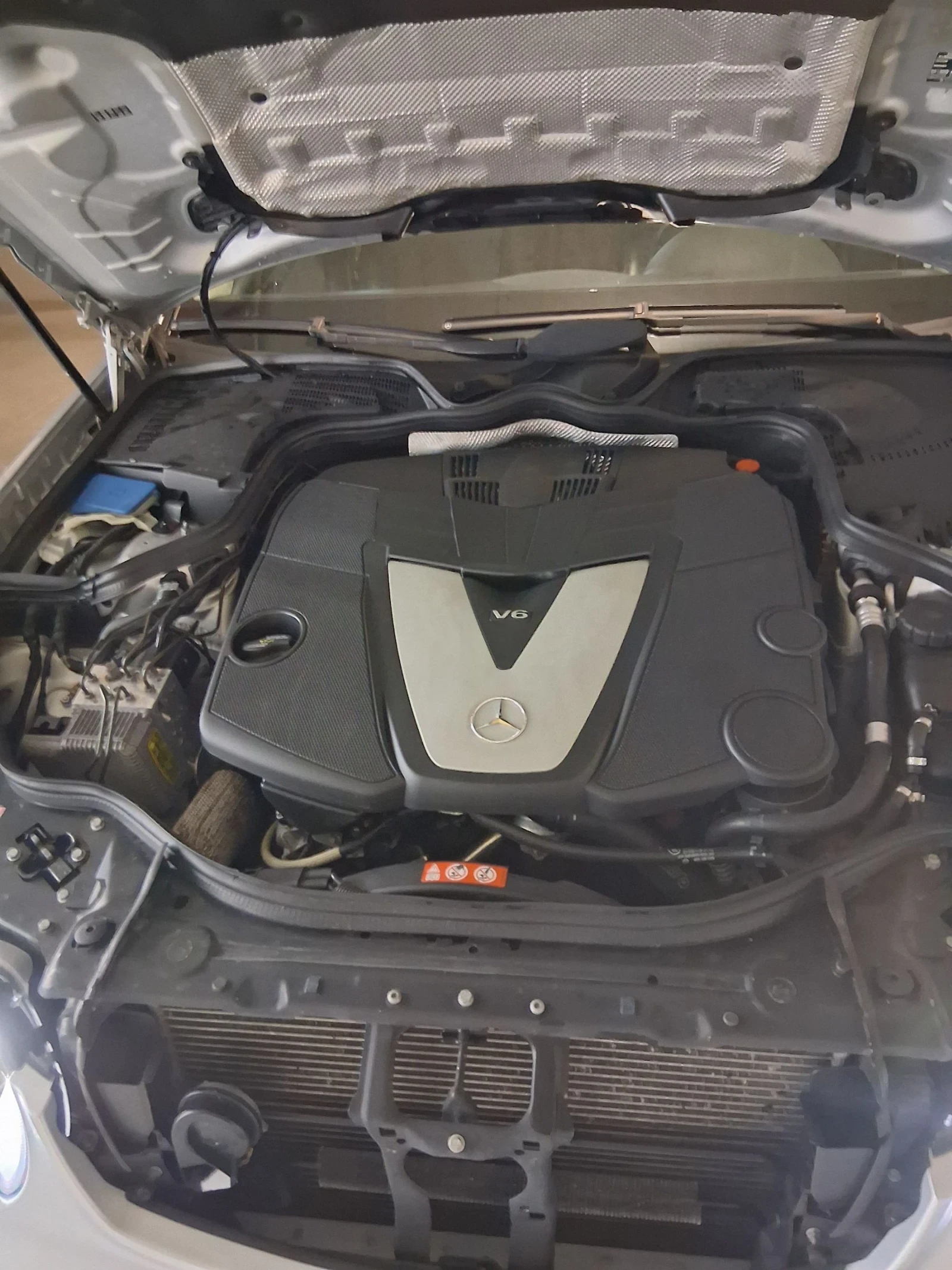 Mercedes-Benz E 320  - изображение 6