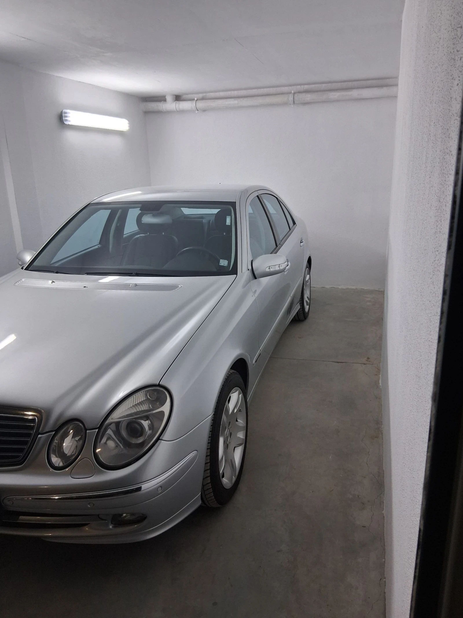 Mercedes-Benz E 320  - изображение 3