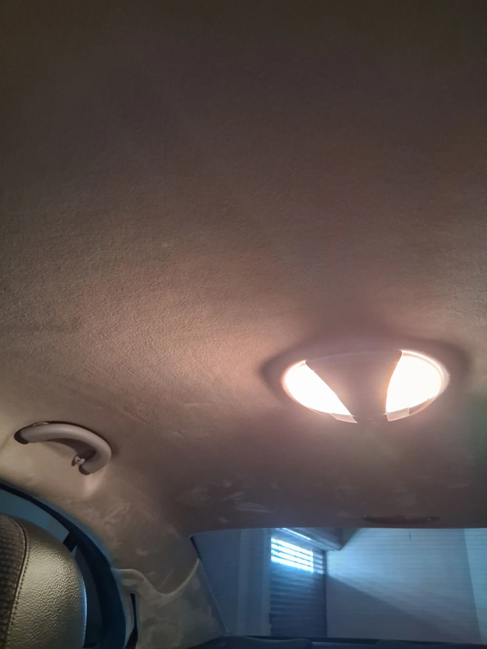 Mercedes-Benz E 320  - изображение 5