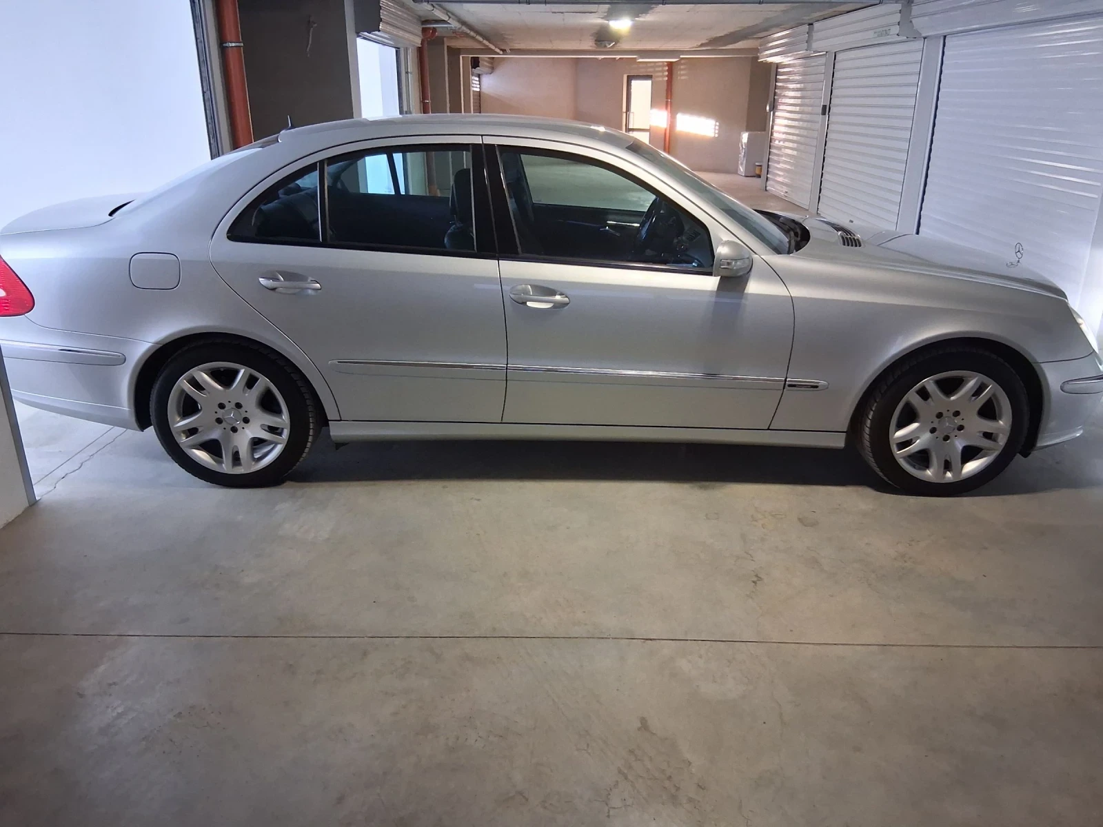 Mercedes-Benz E 320  - изображение 2