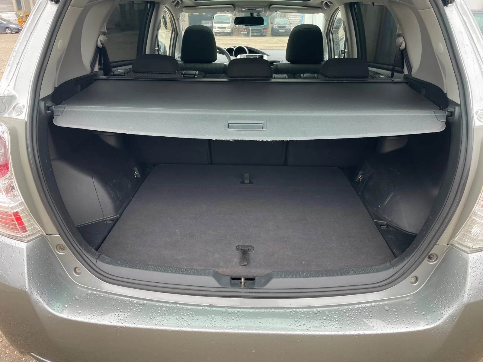 Toyota Verso 2.0 D4D 125 Executive | Mobile.bg   16