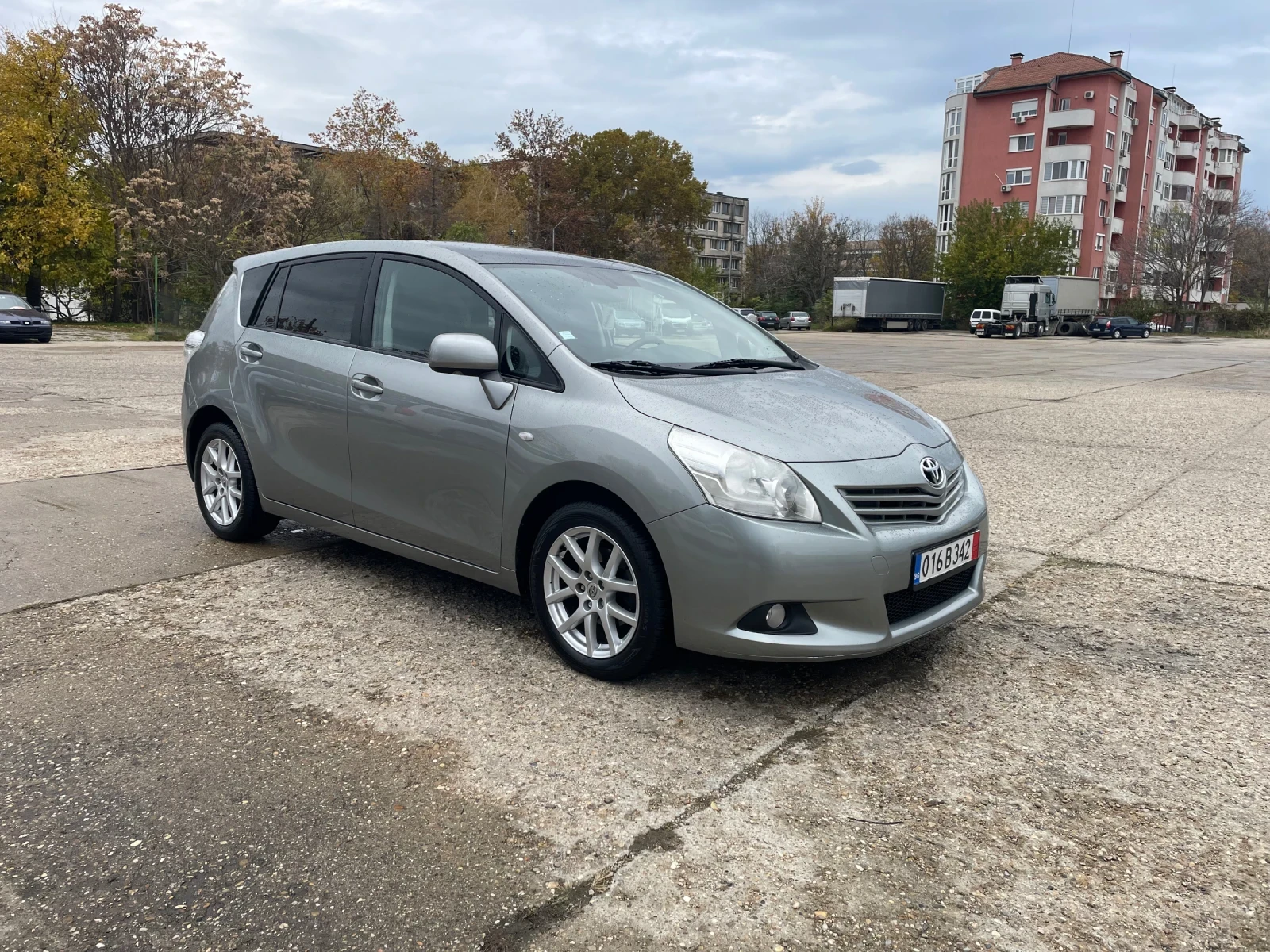 Toyota Verso 2.0 D4D 125 Executive | Mobile.bg   8