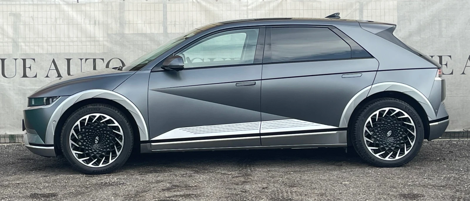 Hyundai Ioniq 5 UNIQ* 77.4KW* 325H.P.* AWD*   08.2031 | Mobile.bg   6