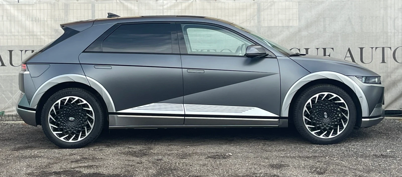 Hyundai Ioniq 5 UNIQ* 77.4KW* 325H.P.* AWD*   08.2031 | Mobile.bg   5