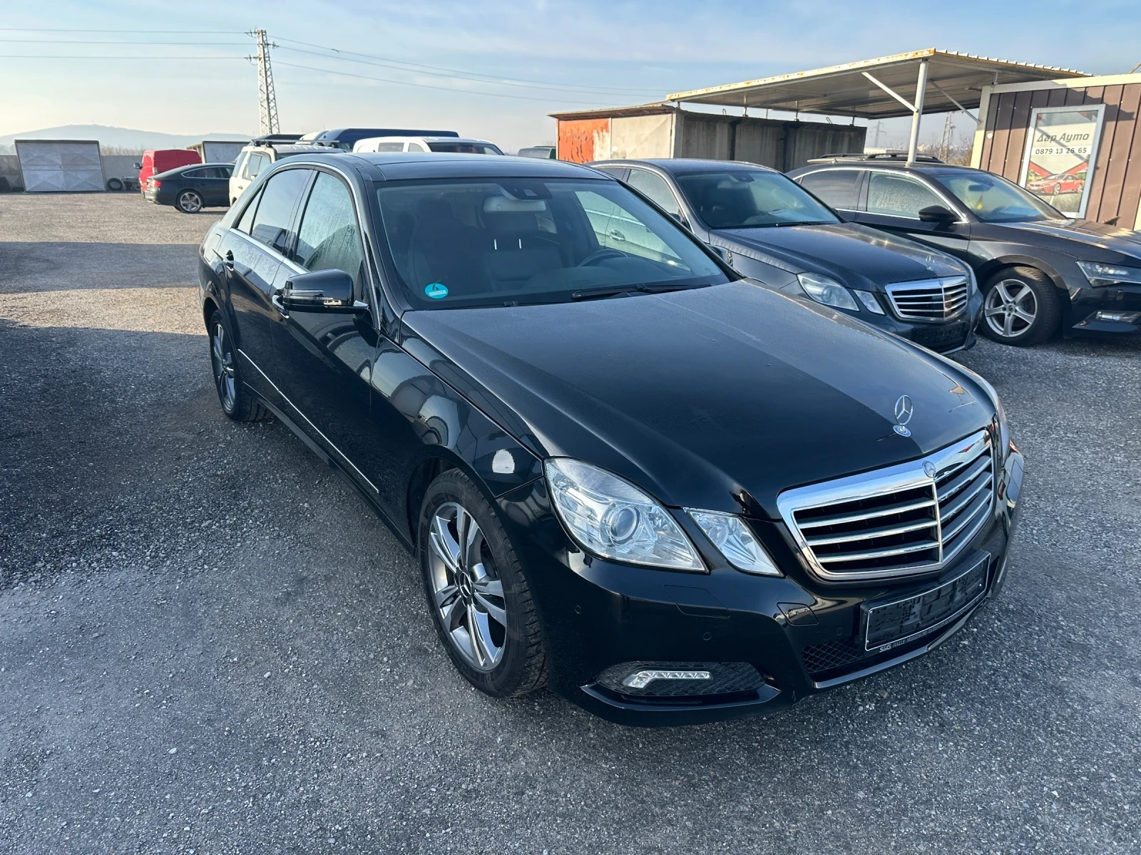 Mercedes-Benz E 200 AVANTGARDE* 184к.с* ПАНОРАМА* НАВИ - изображение 3