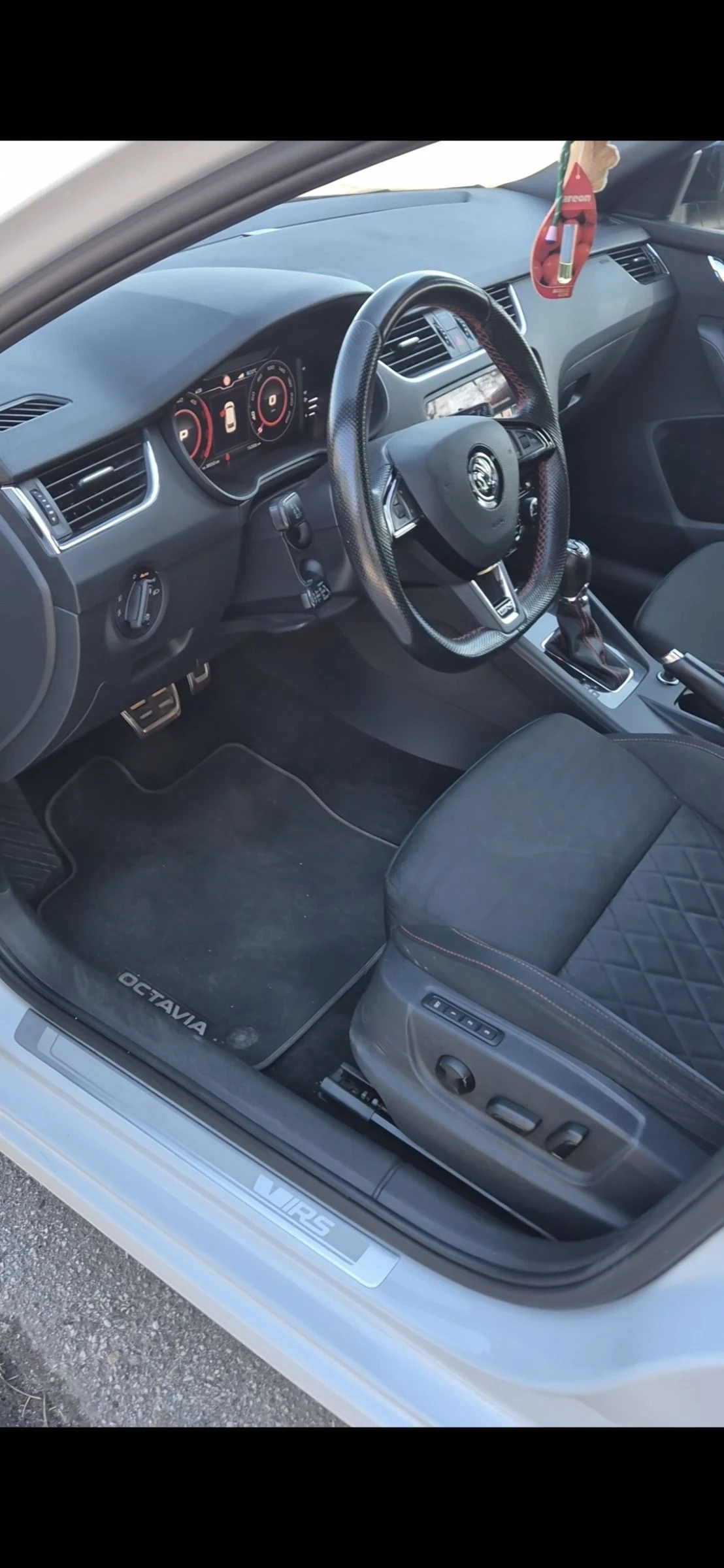 Skoda Octavia VRS 2.0 TDI 184 k.c 4x4 DSG DIGITAL | Mobile.bg � ����������� 11