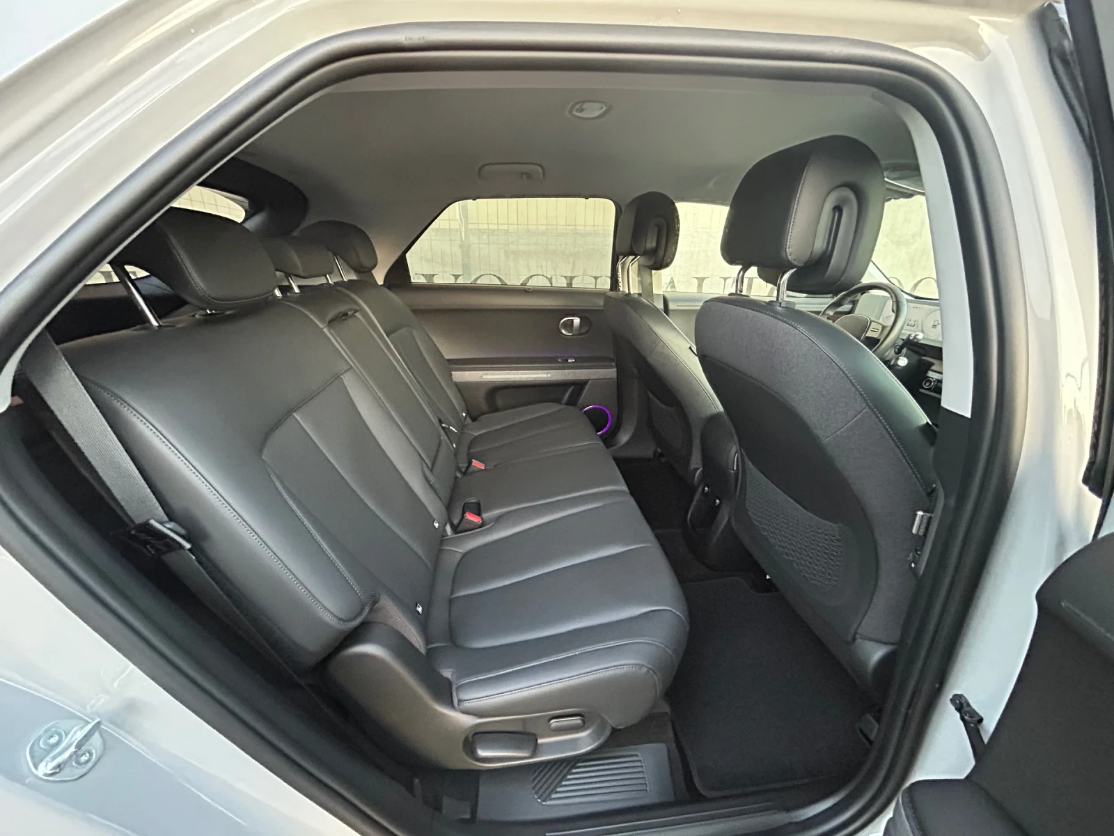 Hyundai Ioniq 5 306H.P.* 72.6KW* AWD* ГАРАНЦИЯ*  - изображение 7