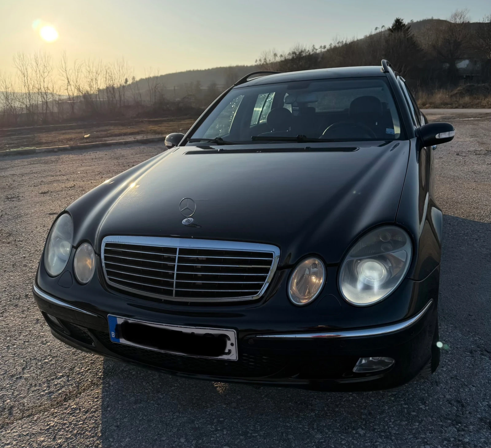 Mercedes-Benz E 320  - изображение 3