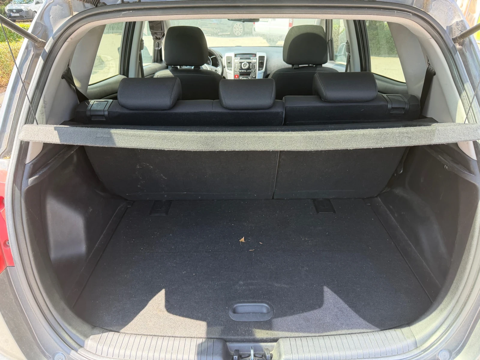 Kia Venga  1.4i | 90 к.с. Бензин | Titanium collection, снимка 9 - Автомобили и джипове - 54337261