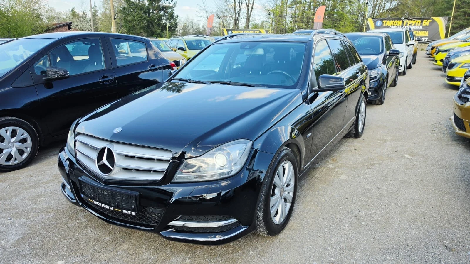 Mercedes-Benz C 220, снимка 2 - Автомобили и джипове - 54589063
