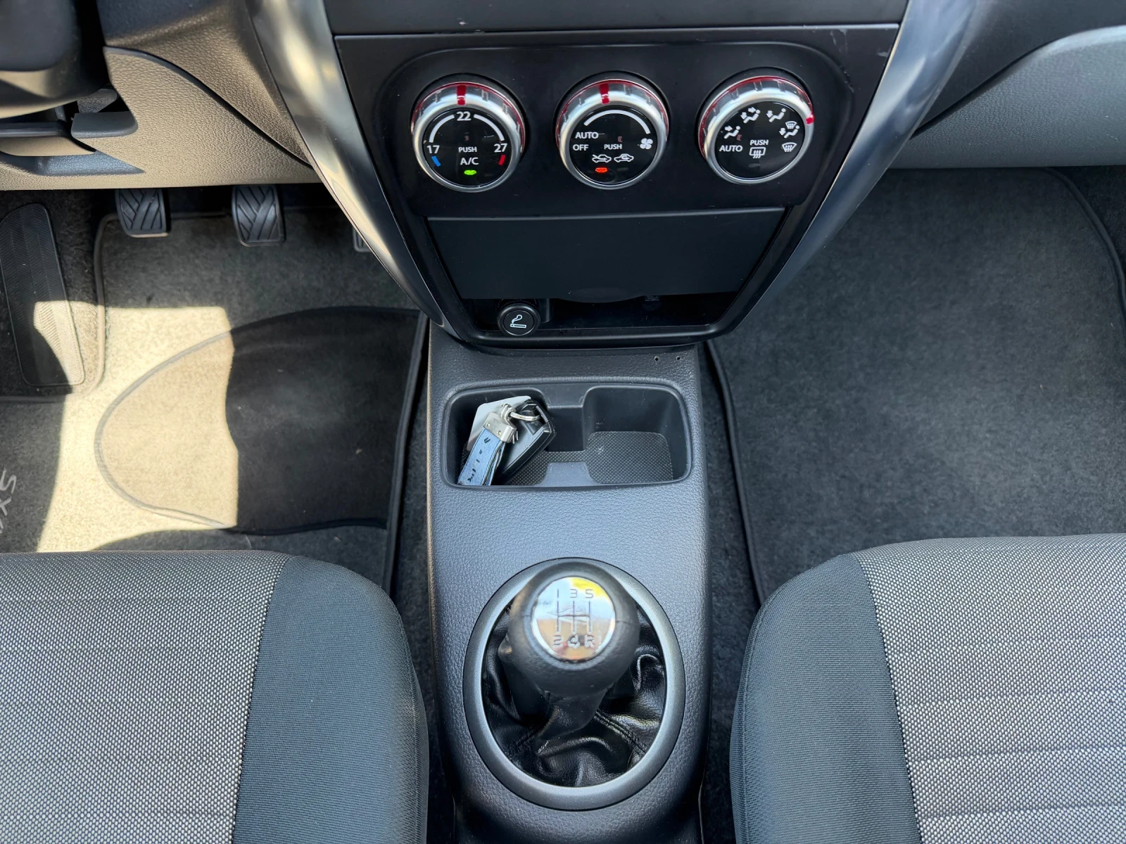 Suzuki SX4 1.6i 4x4 Gpl, снимка 13 - Автомобили и джипове - 54678268