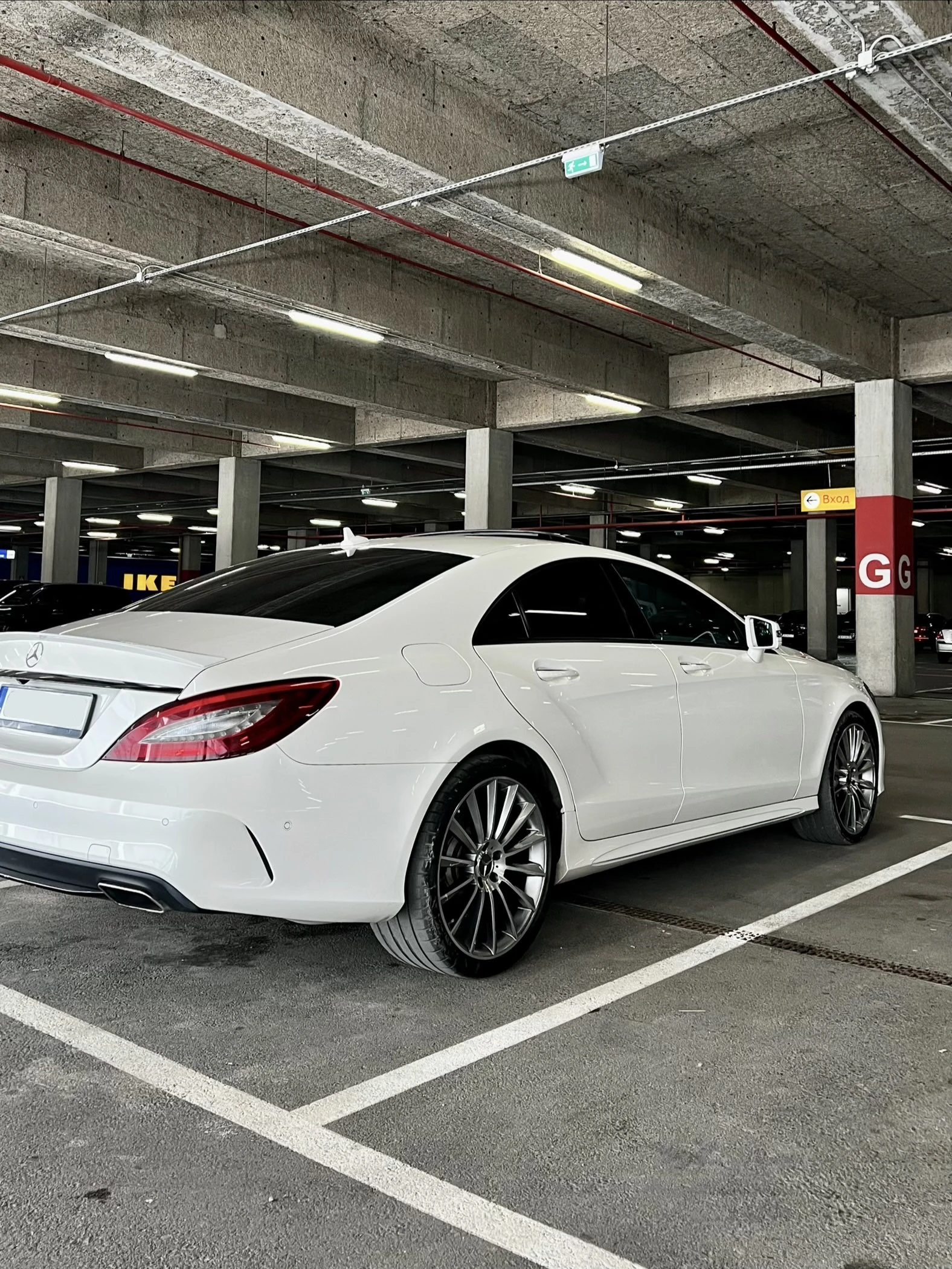 Mercedes-Benz CLS 550, снимка 3 - Автомобили и джипове - 54720116