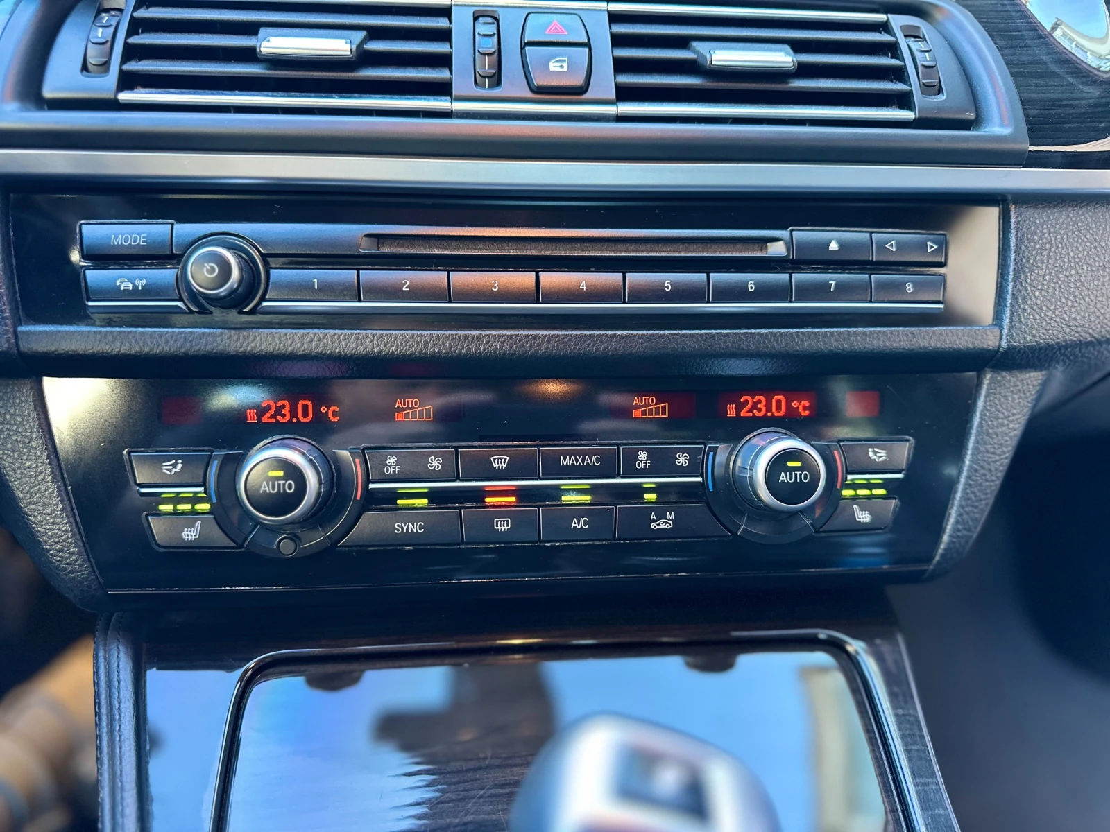 BMW 520, снимка 7 - Автомобили и джипове - 55409198