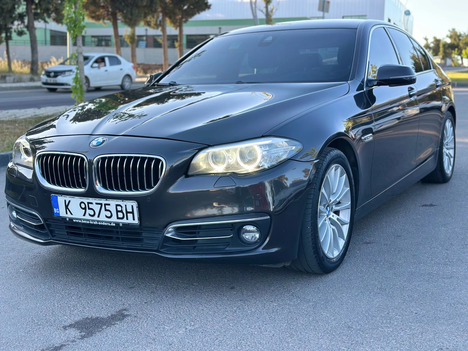 BMW 520, снимка 2 - Автомобили и джипове - 55409198