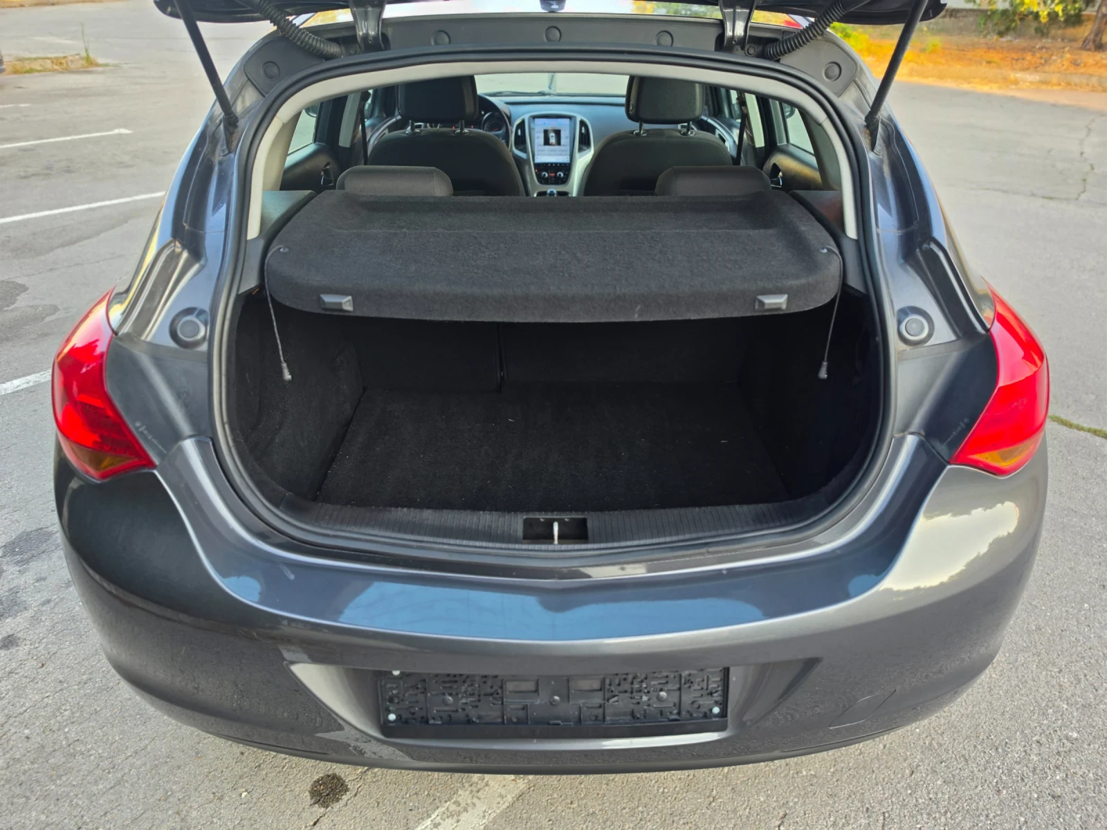 Opel Astra 1.4i 100hp * КЛИМАТИК * ЕВРО 5 * ANDROID * ЛИЗИНГ , снимка 17 - Автомобили и джипове - 55615685