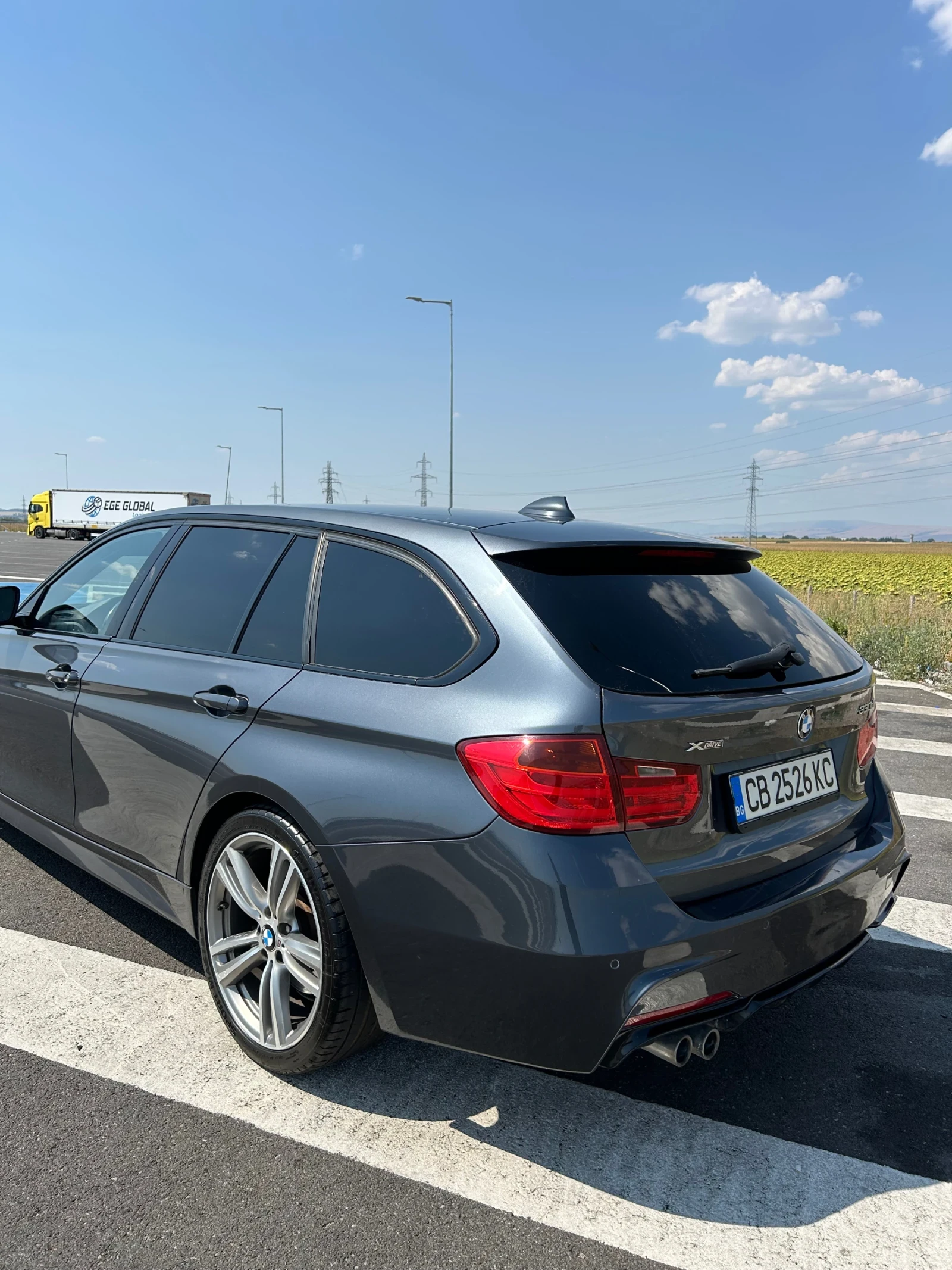 BMW 330, снимка 4 - Автомобили и джипове - 55843904