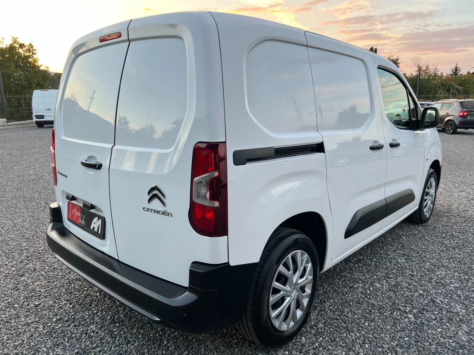 Citroen Berlingo 1.5HDI /150155км./VR7EFYHYCMJ528639/3-МЕСТЕН/PDC/, снимка 5 - Автомобили и джипове - 56078420