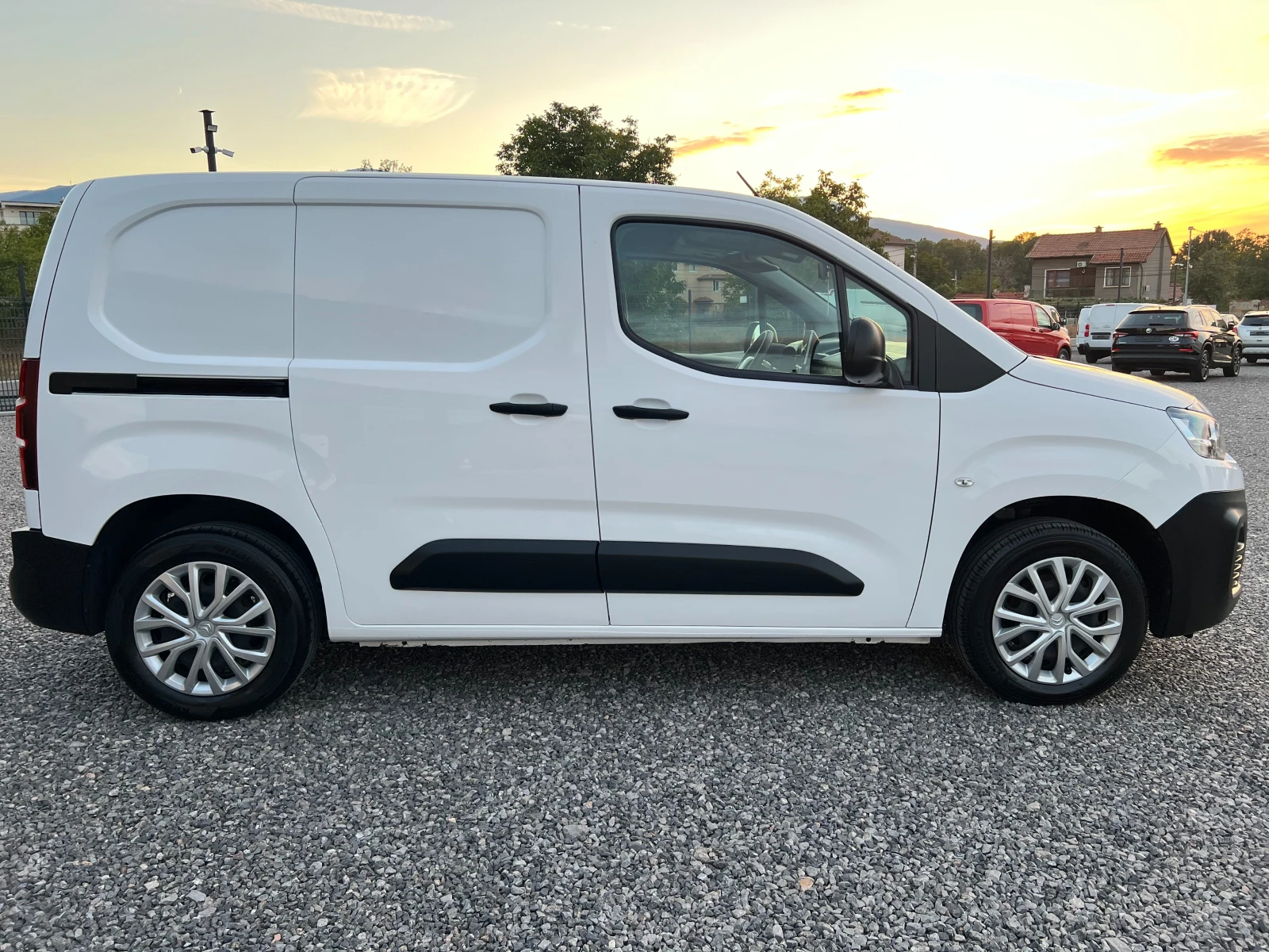 Citroen Berlingo 1.5HDI /150155км./VR7EFYHYCMJ528639/3-МЕСТЕН/PDC/, снимка 6 - Автомобили и джипове - 56078420