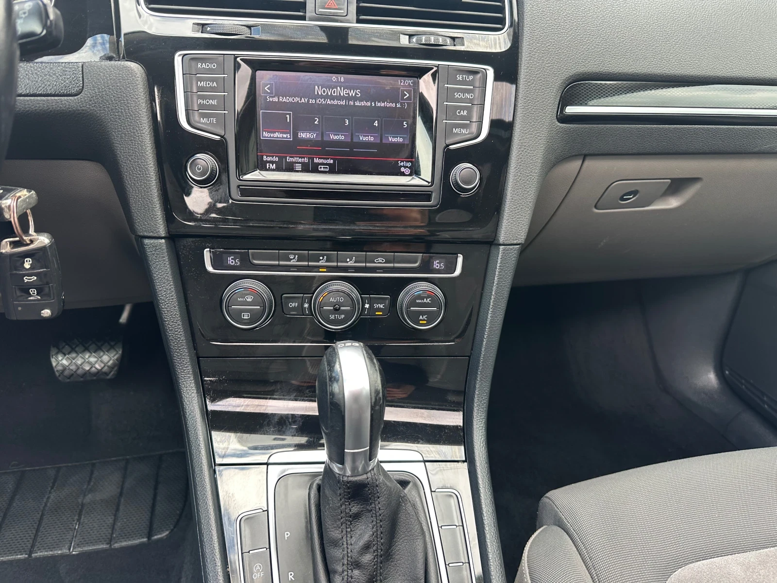 VW Golf 2.0TDI. 150ks, снимка 14 - Автомобили и джипове - 56216775