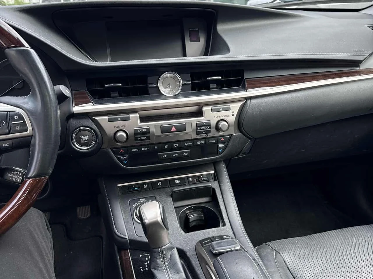 Lexus ES 350 * 3.5 V6 * CARFAX *  | Mobile.bg � ����������� 8