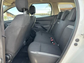 Dacia Duster 1.6i 4X4, снимка 12