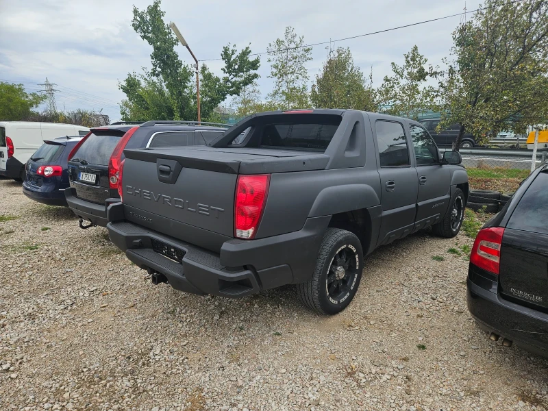 Chevrolet Avalanche 5.3Benzin, снимка 3 - Автомобили и джипове - 47648410