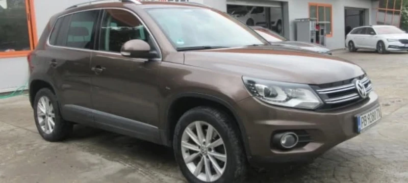 VW Tiguan 2.0TDI-4 MOTION - 177 HP, снимка 3 - Автомобили и джипове - 48671309