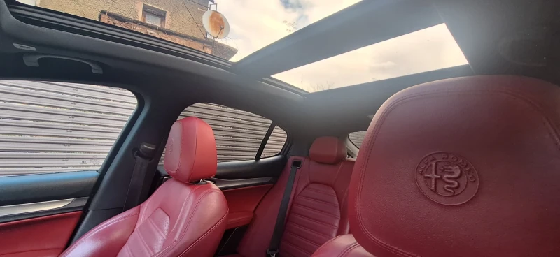 Alfa Romeo Stelvio TI Sport Q4, снимка 16 - Автомобили и джипове - 52453510
