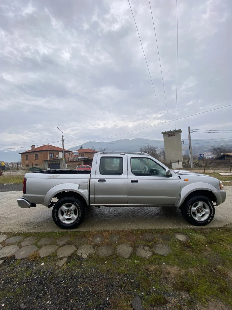 Nissan Navara D22 2.5TDI 133, снимка 5 - Автомобили и джипове - 53294052