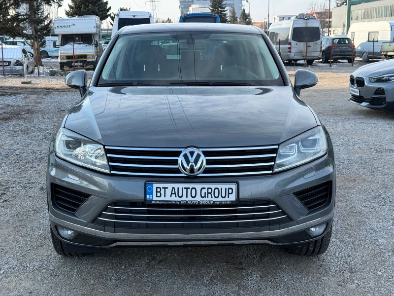 VW Touareg 3.0TDI V6 262HP ITALY! FULL! TOP!, снимка 2 - Автомобили и джипове - 53459335