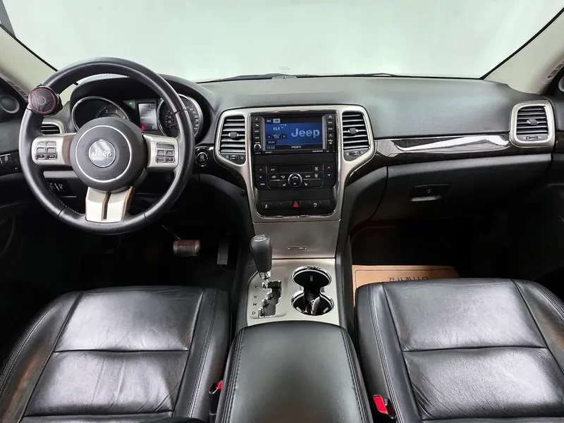 Jeep Cherokee 3.0 Diesel Laredo Wk2, снимка 7 - Автомобили и джипове - 53942892