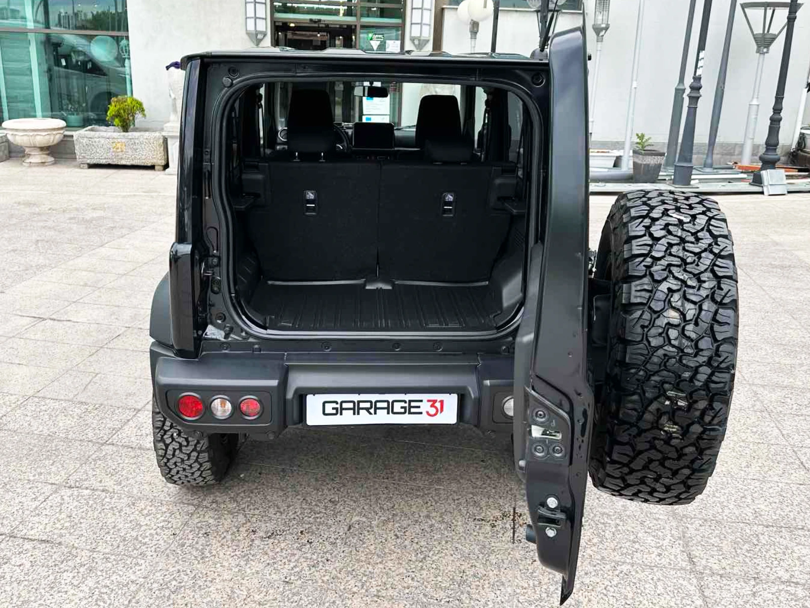 Suzuki Jimny 4 Door - изображение 6