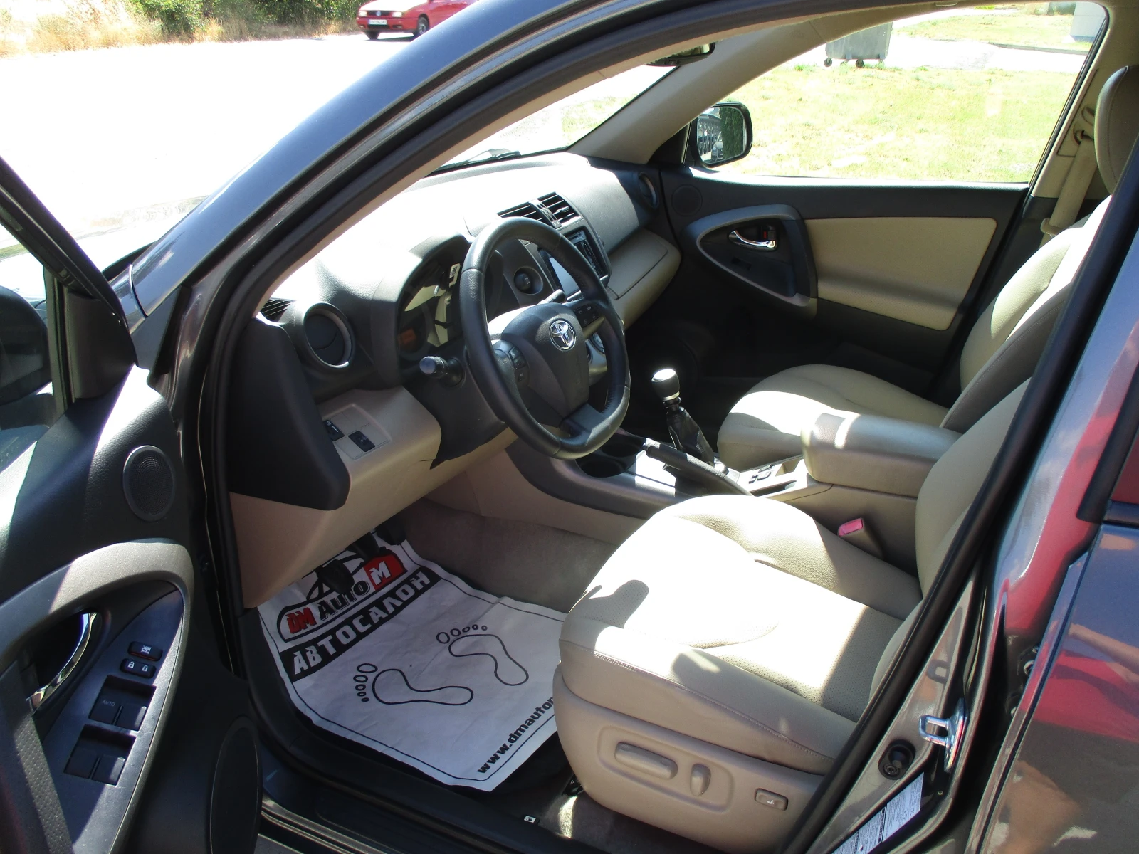 Toyota Rav4 2.2/ДИЗЕЛ/136кс./КАТО НОВА/ - изображение 9
