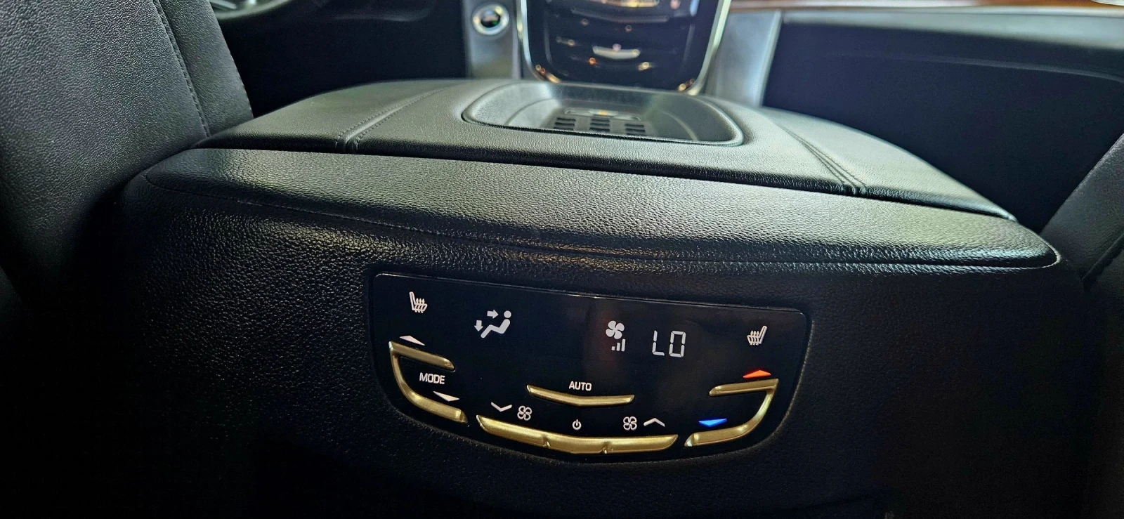 Cadillac Escalade 6, 2 8 95./4WD Luxury Collection | Mobile.bg   13