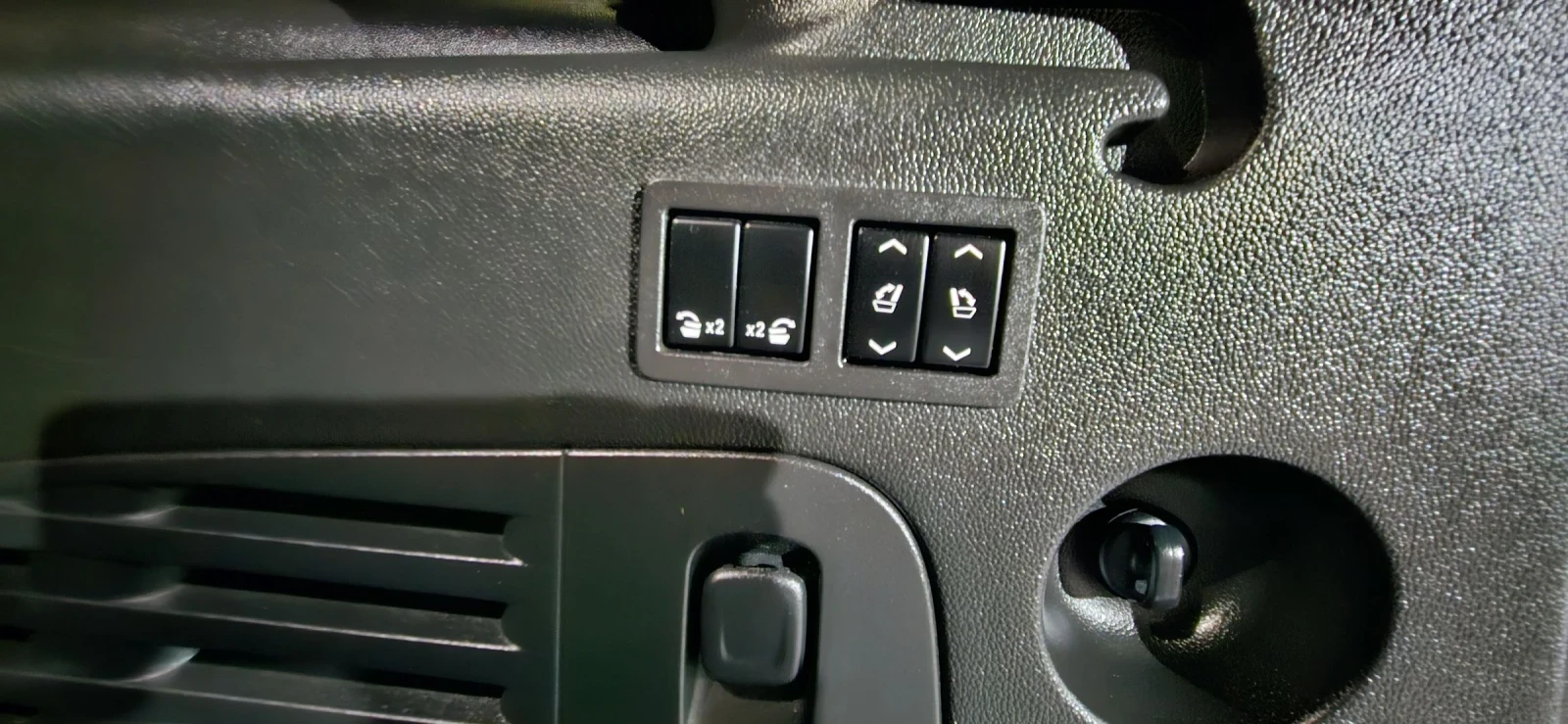 Cadillac Escalade 6, 2 8 95./4WD Luxury Collection | Mobile.bg   17