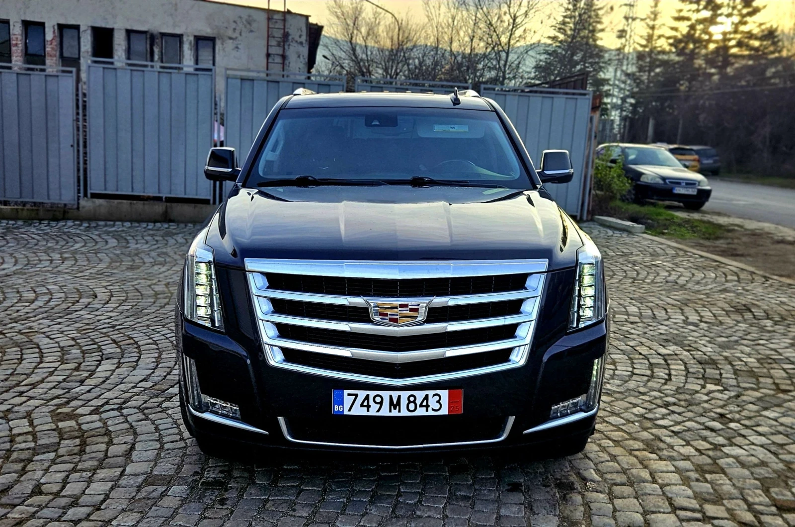 Cadillac Escalade  8�� 95�.��/4WD Luxury Collection | Mobile.bg � ����������� 2