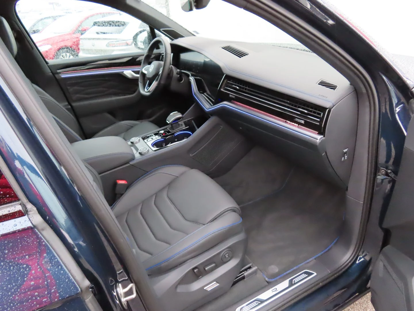 VW Touareg R PA 3.0 V6 eHybrid 4MOTION - изображение 6