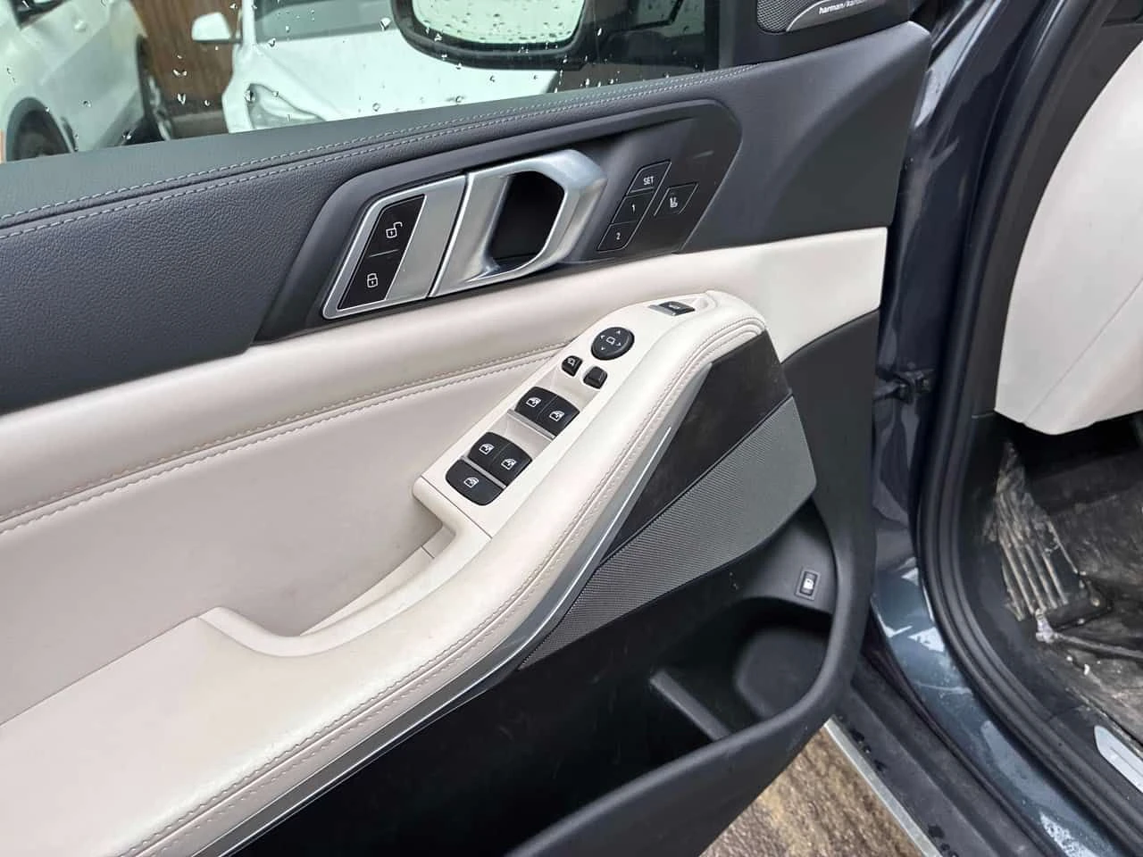 BMW X5 * xDrive45e * ОБДУХВАНЕ * H/K * 360, снимка 12 - Автомобили и джипове - 54460373