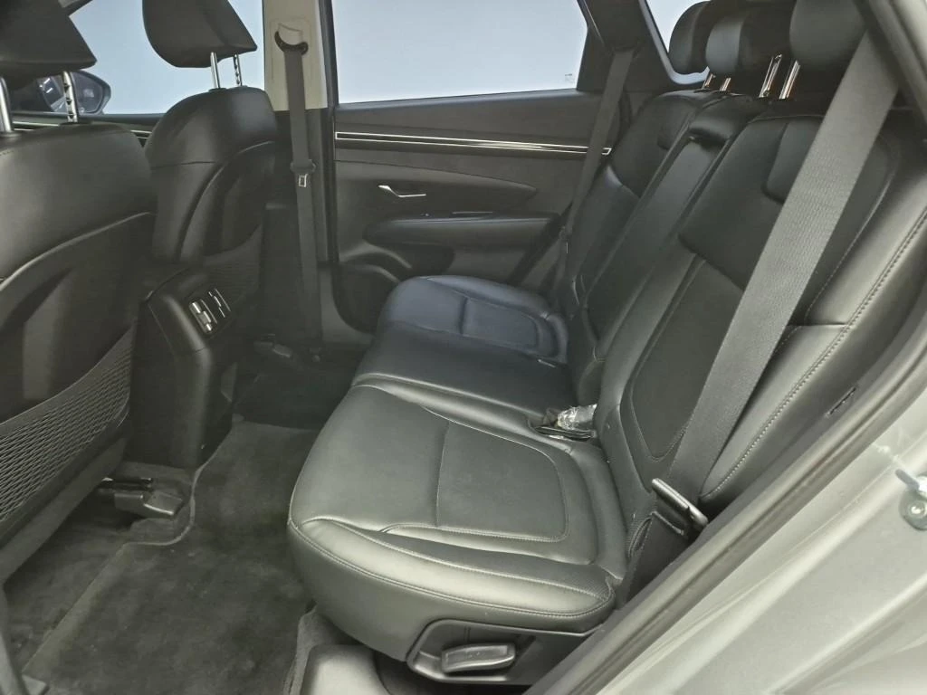Hyundai Tucson 2.0 CRDi Premium | Smart Key, снимка 17 - Автомобили и джипове - 55015571